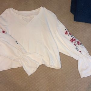 cute Pacsun cropped sweater